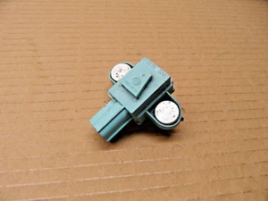 Original Audi A6 4F Crashsensor Crash Sensor Lateral Acceleration 4F0955557 - Picture 1 of 2