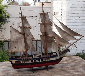 Grosses Modell-Segelschiff Holz ca. 96 x 75 x 32 cm, Standmodell - Bild 1 von 12