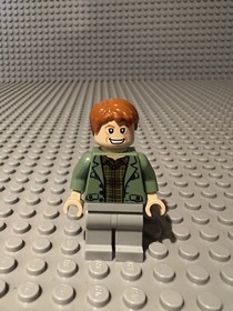 LEGO Harry Potter Arthur Weasley Minifigure Hp089 Sand Green Jacket From 4840