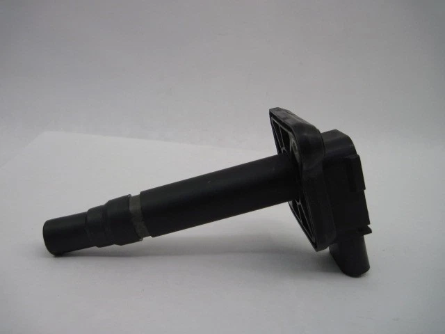 BOBINA DE ENCENDIDO AUDI A4 A6 A8 S8 BEETLE 99 00 01 02 03 04 06B905115E 725103 Foto 1 de 4