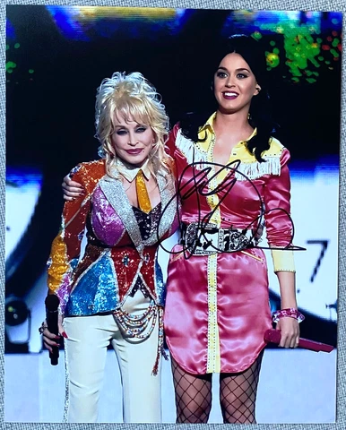 Katy Perry Signed In Person 8x10 Color Photo - Dolly Parton, Authentic Cover