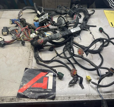 2006-08 DODGE RAM 1500 5.7L Engine Fire Wall Wiring Harness  Connectors - image 1 of 4