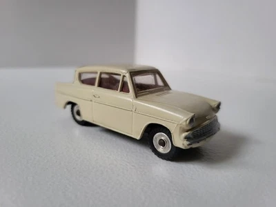 Dinky Toy Ford Anglia Nº 155 - Edición Sudafricana Foto 1 de 4
