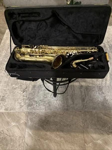 Selmer Prelude TS711 Student Tenor Saxophone - Gold Lacquer Finish Case Mint - Picture 1 of 24
