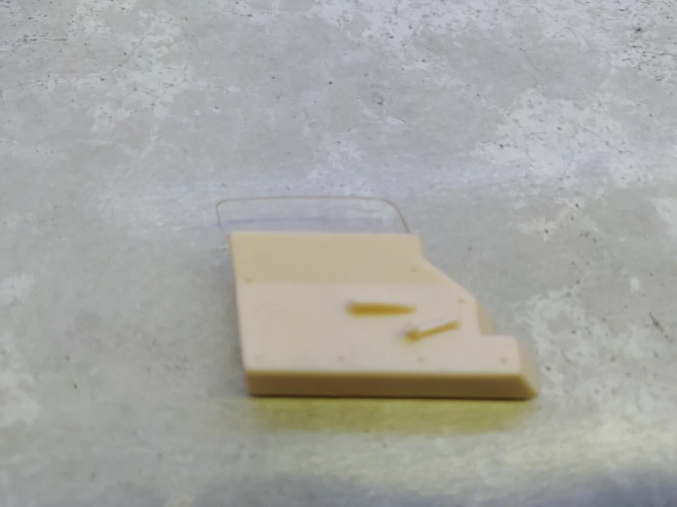 1/18 Intérieur de porte gauche avec vitre Jaguar type E 1961 Bburago - Photo 1/1