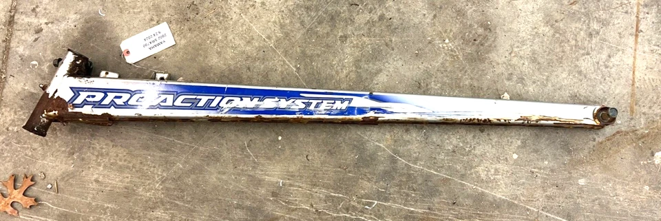 YAMAHA MOTO DE NIEVE SRX 700 BRAZO TRASERO IZQUIERDO 1998-2002 8DF-2382E-20-00 Foto 1 de 1