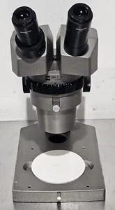 Olympus VMZ 1x-4x Stereo Zoom Microscope with GWH 10x 23 Eyepieces - Picture 1 of 7