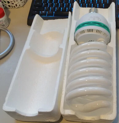 E27 125w 5400k ac220-240v  50/60Hz CFL Light Bulb : Opened Never Used (AA) - Image 1 of 4