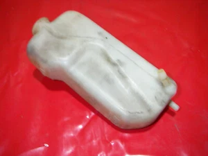Top Radiator Expansion Tank Cooling Water Tank Extension Bottle Yamaha Xz 550 - Picture 1 of 4