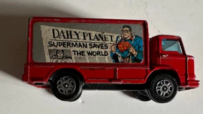 VINTAGE CORGI JUNIORS JR SUPERMAN RED DAILY PLANET LEYLAND TRUCK 1/64 ENGLAND - Image 1 of 4