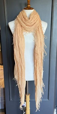 Nueva Auténtica Bufanda Chan Luu Cachemira y Seda Color: Hielo de Albaricoque Foto 1 de 4