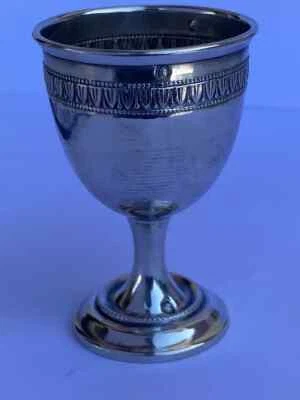 Ancien Coquetier Gobelet Argent Massif Poinçon Minerve - Photo 1/4