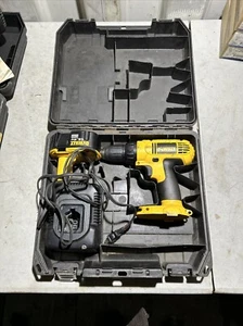 DeWalt DC728 14.4 volt Cordless Drill - Two Batteries - Tested - Picture 1 of 11