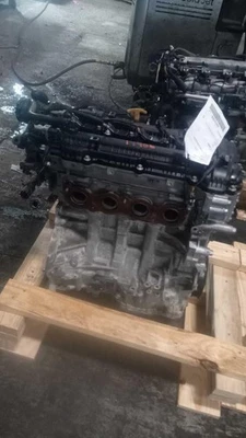 Hyundai Elantra 2015 motor de 1,8 L conjunto completo - 125 k millas - rojo fabricante de equipos originales Foto 1 de 4