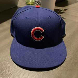 Gorra New Era 59Fifty Chicago Cubs azul real en el campo ajustada sombrero de juego 7 7/8 - Imagen 1 de 8