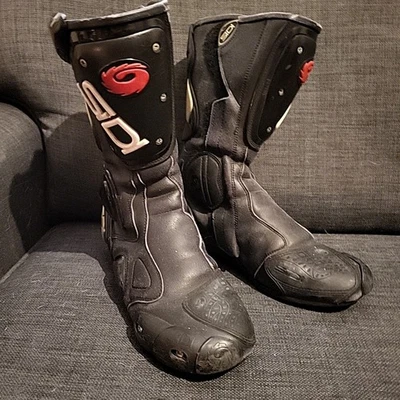 Mens Sidi Motorcycle Boots Black and Red Size Uk 9.5 Pre Owned Condition - Image 1 of 4