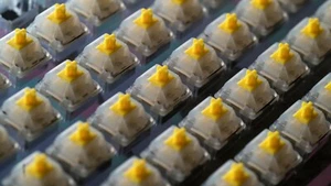 Lubed and Filmed Gateron KS-3 Milky Yellow Pro Linear Switches (90Ct) - Picture 1 of 3