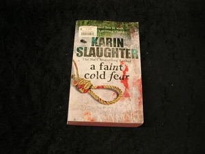 A Faint Cold Fear by Karin Slaughter - Picture 1 of 1