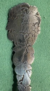 Concord Massachusetts Minute Man Grape Vine Antique P&B Sterling (S336) - Picture 1 of 10