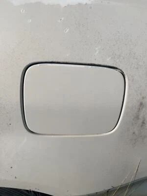 99 00 01 02 03 LEXUS RX300 Fuel Tank Door White Foto 1 de 3