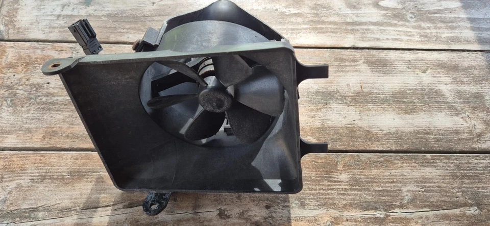 VENTILADOR RADIADOR BMW R1200RS 1999 **PROBADO** Foto 1 de 1