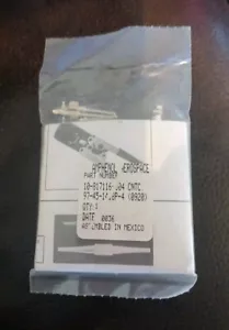 1 Bag of 100 Amphenol 97-45-1418P-04 Male Pin Crimp 14-18AWG 97 Series - Picture 1 of 2