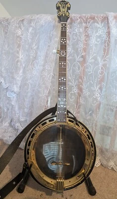 ozark 5 string banjo - Image 1 of 4