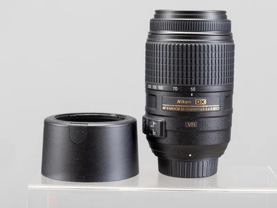 Nikon AF-S DX NIKKOR 55-300mm f/4.5-5.6G ED VR Telephoto Zoom Lens - Image 1 of 4