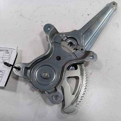 Regulador ventana trasera derecha pasajero pista 12-19 Toyota Prius Foto 1 de 4