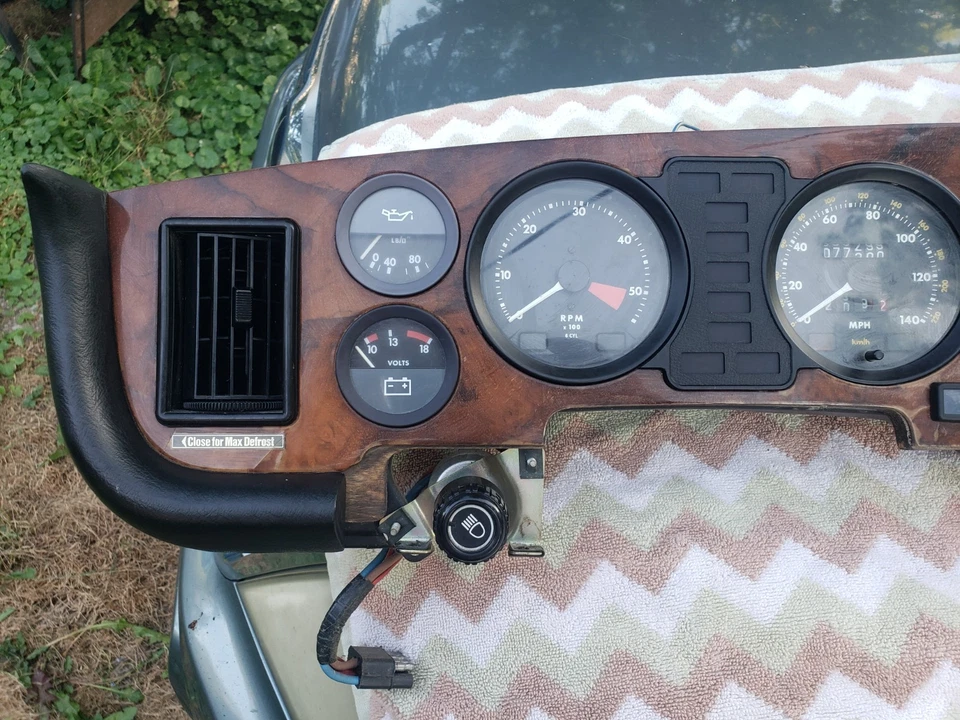 79-85 Jaguar XJ6 XJ12 Cuadro de instrumentos Medidores Velocímetro Interruptor de faros Foto 1 de 4