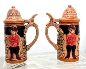 1950 Giftcraft Salt & Pepper Shaker Beer Stein Royal Canadian Police Brewerania - Picture 1 of 13