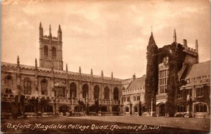 Oxford Magdalen College Quadrangle Founded AD 1458 Frith's Series Postcard c1915 - Picture 1 of 2