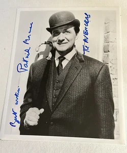 PATRICK MACNEE 'The Avengers' 1990's 8"x10" Authentic Hand Signed Photo - Picture 1 of 5