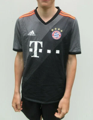 ADIDAS BAYERN MÜNCHEN HUMMELS 5 [GR. 176] Champions League Trikot 2016 / 17 [51] - Bild 1 von 2