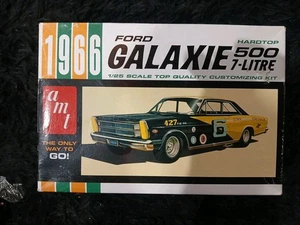 AMT 1966 Ford Galaxie Hardtop 500 Retro Deluxe Edition Model Kit - Picture 1 of 6
