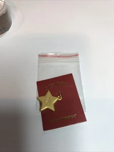 GOLD TONE Weight Watchers STAR SHAPED Charm Pendant WW Congratulations NIP - Picture 1 of 4
