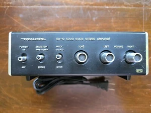 Realistic SA-10 Solid State Stereo Amplifier Model 31-1982B Walnut finish - Picture 1 of 9