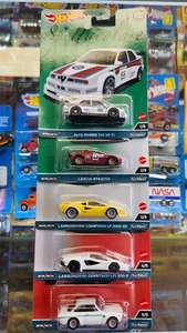 Juego de 5 Hot Wheels Car Culture Spettacolare 2023 con Lamborghini Countach con RR - Imagen 1 de 12