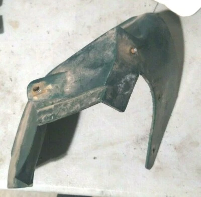 PANEL DE LLENADO PARACHOQUES TRASERO CONDUCTOR FORD THUNDERBIRD 77 78 79 LOC-126SW Foto 1 de 4