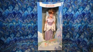 Disneys "CINDERELLA" Walt Disney Puppe (1980er Jahre Biken) 11 1/2" GELENKPUPPE NEU IM KARTON - Bild 1 von 9