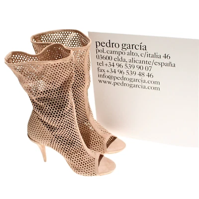 Botines Pedro Garcia NWB Yabella Peep Toe Tacón Alto Talla 39/9 EE. UU. Beige Gamuza Foto 1 de 4