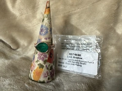 Кольцо BombParty май 2025 года «Пышный луг» RG74846 размер 9 розовое золото изумруд предохранитель кварц - Изображение 1 из 3