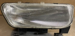 2000 - 2005 Cadillac Deville Passenger Side RH Fog Lamp Assembly OEM - Picture 1 of 10