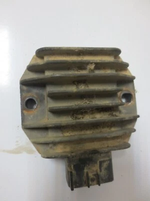 Yamaha Bear Tracker 250 2001 ATV usado OEM rectificador regulador de voltaje  Foto 1 de 2