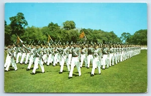 Postal de Corps on Parade Company Guidons Flying at West Point New York - Imagen 1 de 2