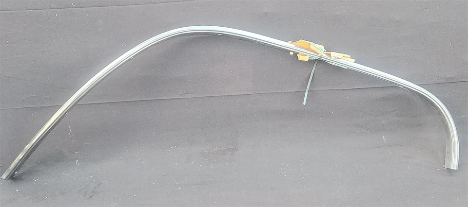 67 68 Cadillac Deville переднее правое крыло колесо ниша отделка из нержавеющей стали молдинг новый из старых запасов - Изображение 1 из 3