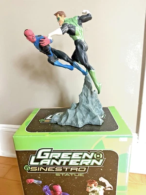 Estatua DC Direct Green Lantern Vs Sinestro TAMAÑO COMPLETO con certificado de autenticidad RARA solo hecha 1000 Foto 1 de 4