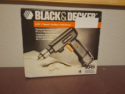 Taladro inalámbrico recargable Black & Decker 60 voltios 2 velocidades 9049 nuevo en caja Foto 1 de 3