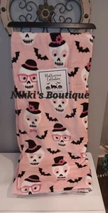 Halloween Collection Pink Skulls Bats throw blanket 50x 70 NEW - Picture 1 of 5