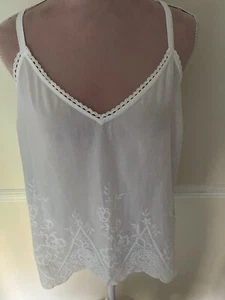 Brand New-New Look-White Cotton Broderie Anglais Camisole Top-Size 14 - Picture 1 of 15